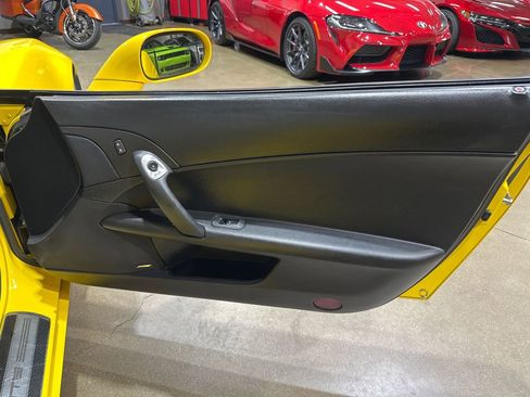 Used 2011 Chevrolet Corvette Grand Sport w/ Preferred Equipment Group image 99