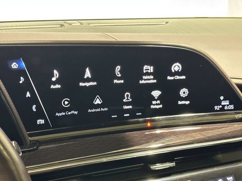 Certified 2022 Cadillac Escalade ESV Sport Platinum w/ LPO, ONYX Package AWD/4WD image 20