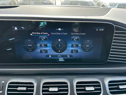 Used 2026 Mercedes-Benz GLS 580 4MATIC image 29