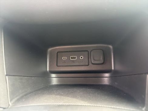 Used 2024 Chevrolet Equinox LT AWD/4WD image 19