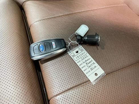 Used 2020 Subaru Ascent Touring w/ Popular Package #3 AWD/4WD image 37