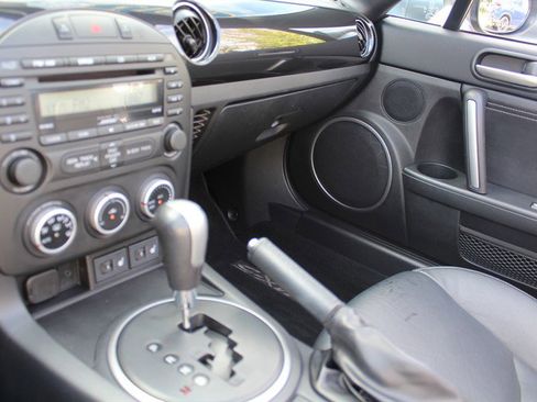 Used 2013 MAZDA MX-5 Miata Grand Touring w/ Premium Pkg image 17