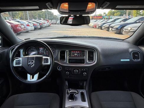 Used 2012 Dodge Charger SE w/ Connectivity Group RWD image 13