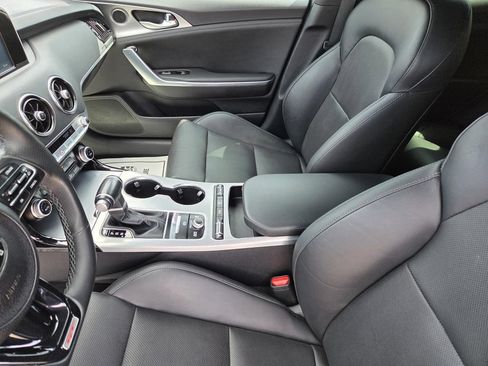 Used 2019 Kia Stinger GT RWD image 24