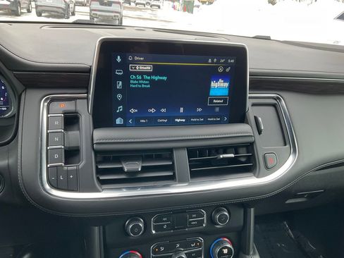 Used 2023 Chevrolet Tahoe Z71 w/ Luxury Package image 9