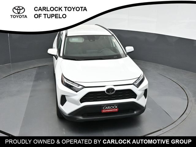 Used 2024 Toyota RAV4 XLE FWD image 37