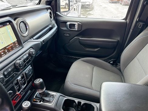 Used 2021 Jeep Wrangler Unlimited Rubicon 4xe w/ Cold Weather Group image 26