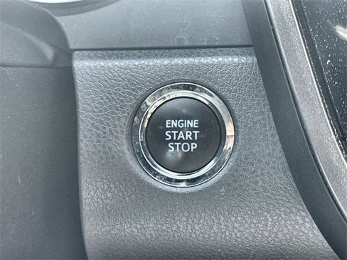 Used 2023 Toyota Camry SE image 35