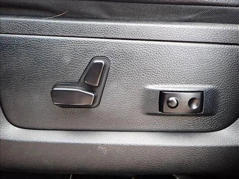 Used 2016 RAM 1500 Sport w/ Convenience Group image 11