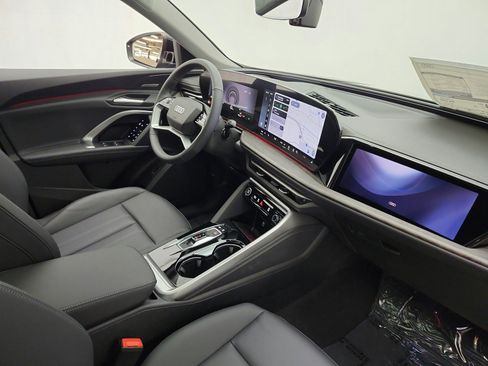 New 2026 Audi Q5 Premium Plus AWD/4WD image 14