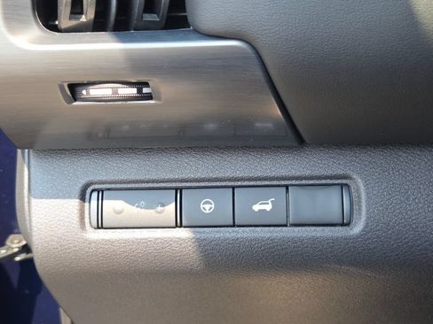 New 2026 Nissan Pathfinder SL w/ Cargo Package FWD image 26