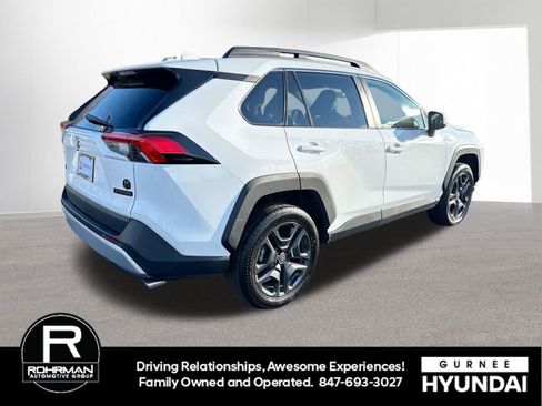 Used 2023 Toyota RAV4 Adventure image 9