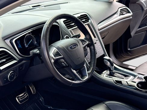 Used 2015 Ford Fusion Titanium FWD image 4