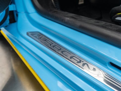 Used 2023 Lamborghini Huracan STO image 38