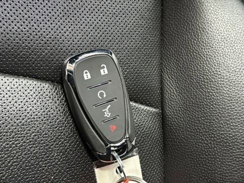 Used 2021 Chevrolet Equinox Premier w/ Redline Edition AWD/4WD image 33