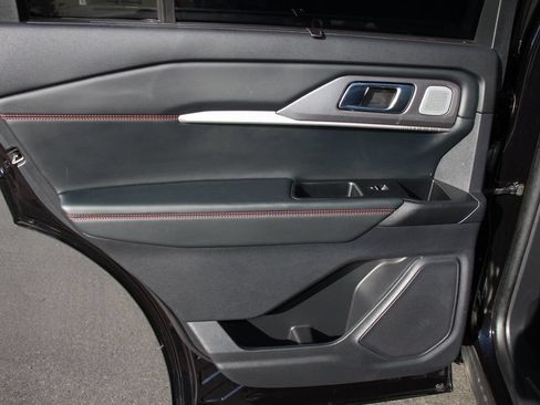 Certified 2025 Ford Explorer ST AWD/4WD image 21