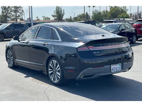 Used 2018 Lincoln MKZ Reserve FWD image 4