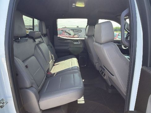 Used 2023 Chevrolet Silverado 1500 LT w/ Leather Package RWD image 25