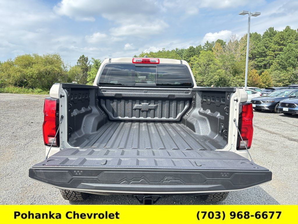New 2026 Chevrolet Colorado ZR2 w/ Technology Package AWD/4WD image 27