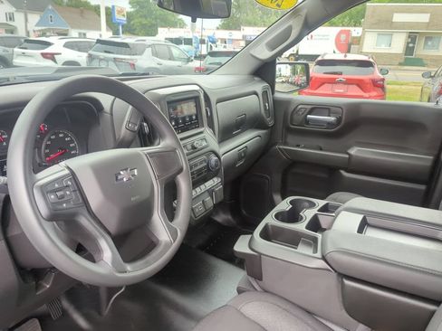 Certified 2025 Chevrolet Silverado 1500 Custom Trail Boss AWD/4WD image 18