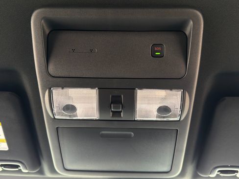 Used 2026 Nissan Frontier Pro-X w/ Pro-X Convenience Package RWD image 30