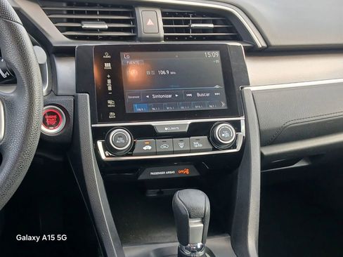 Used 2018 Honda Civic EX image 27