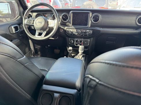 Used 2023 Jeep Wrangler Unlimited Sahara w/ Cold Weather Group AWD/4WD image 18