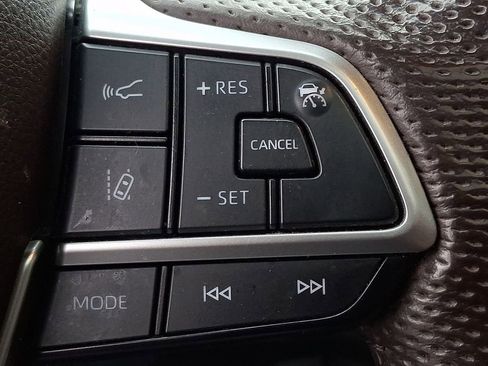 Used 2022 Toyota Sienna Platinum image 24