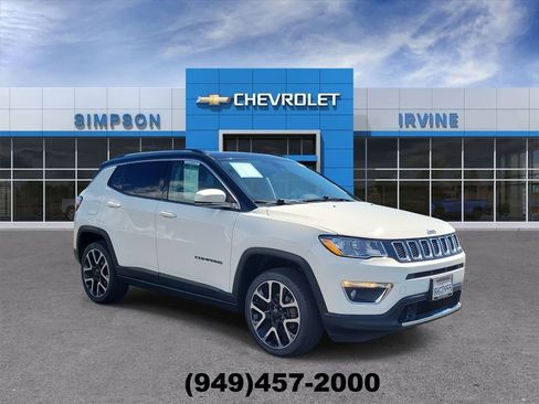 Used 2019 Jeep Compass Limited w/ Advanced Safety Group AWD/4WD image 2