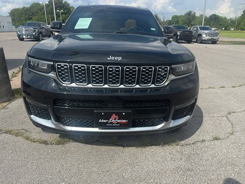 Used 2022 Jeep Grand Cherokee L Summit image 4
