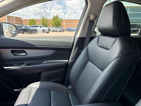 Used 2025 Nissan Murano SL AWD/4WD image 18