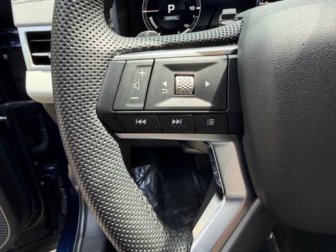 Used 2023 Mitsubishi Outlander SEL AWD/4WD image 30