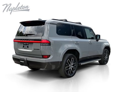 Used 2024 Lexus GX 550 w/ Accessory Package (Z1) AWD/4WD image 6