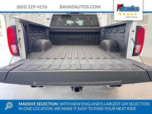 Certified 2022 GMC Sierra 1500 Elevation w/ X31 Off-Road Package AWD/4WD image 8