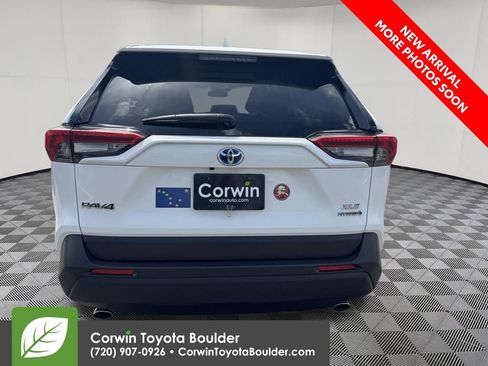 Used 2019 Toyota RAV4 XLE w/ Convenience Package AWD/4WD image 6