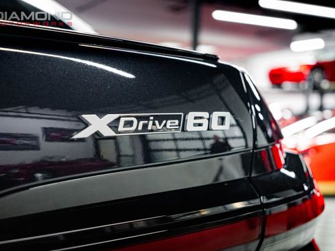 Used 2023 BMW i7 xDrive60 image 44