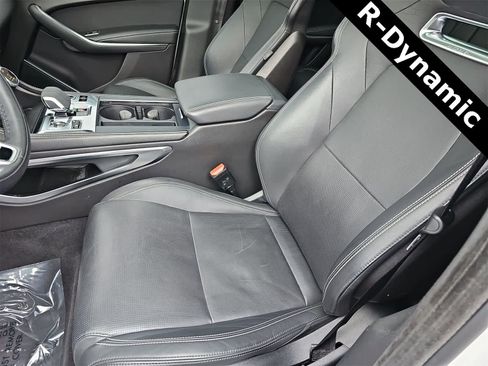 Used 2024 Jaguar F-PACE R-Dynamic S image 30