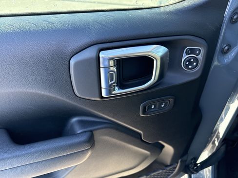 New 2026 Jeep Gladiator Rubicon image 13