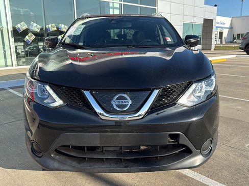 Used 2019 Nissan Rogue Sport SV AWD/4WD image 3