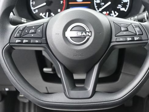 Used 2025 Nissan Altima 2.5 S FWD image 17