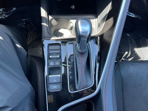 Certified 2025 Acura ADX A-Spec image 19