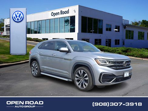 Certified 2021 Volkswagen Atlas Cross Sport SEL R-Line AWD/4WD image 1