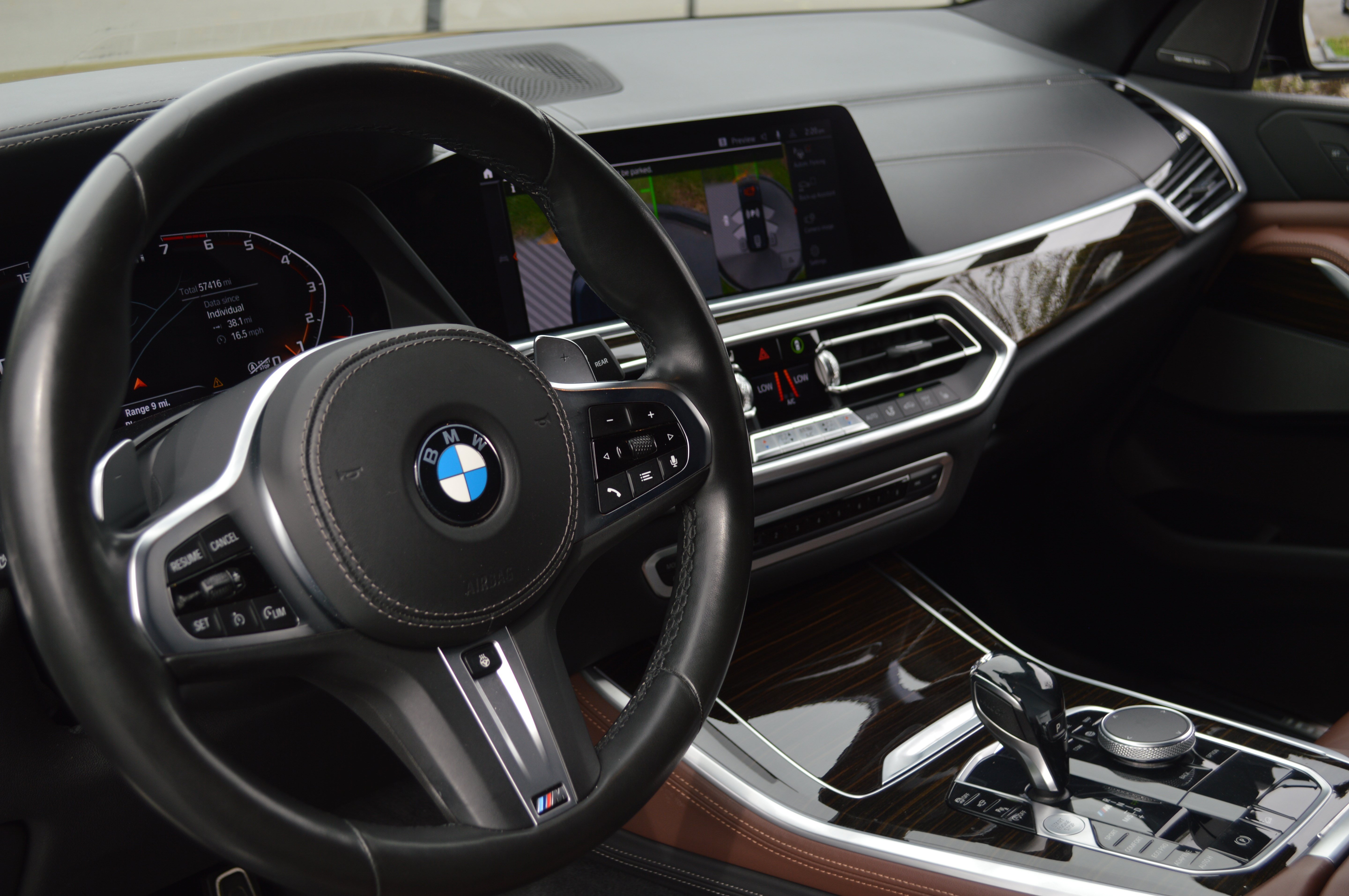 Used 2020 BMW X5 M50i w/ Dynamic Handling Package AWD/4WD image 21