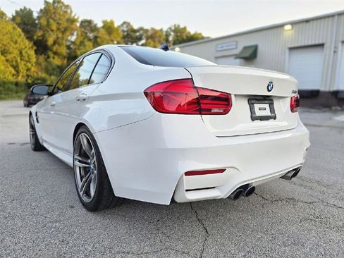 Used 2018 BMW M3 image 8