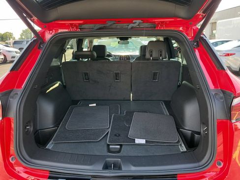 Used 2019 Chevrolet Blazer RS w/ Sun and Wheels Package FWD image 11
