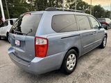 Used 2008 Kia Sedona LX image 4