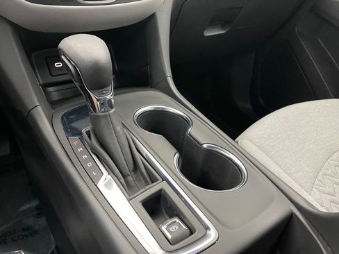 Used 2024 Chevrolet Equinox LS w/ LS Convenience Package FWD image 24