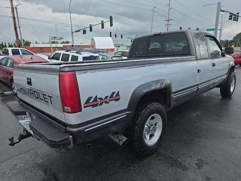 Used 1992 Chevrolet Silverado 3500 4x4 Extended Cab image 2