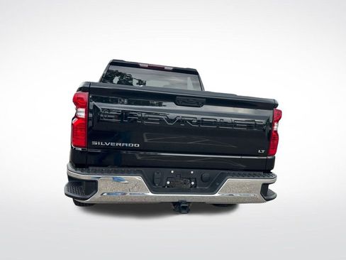 Used 2023 Chevrolet Silverado 1500 LT AWD/4WD image 5