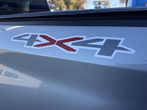 Used 2025 Chevrolet Silverado 1500 LT image 8